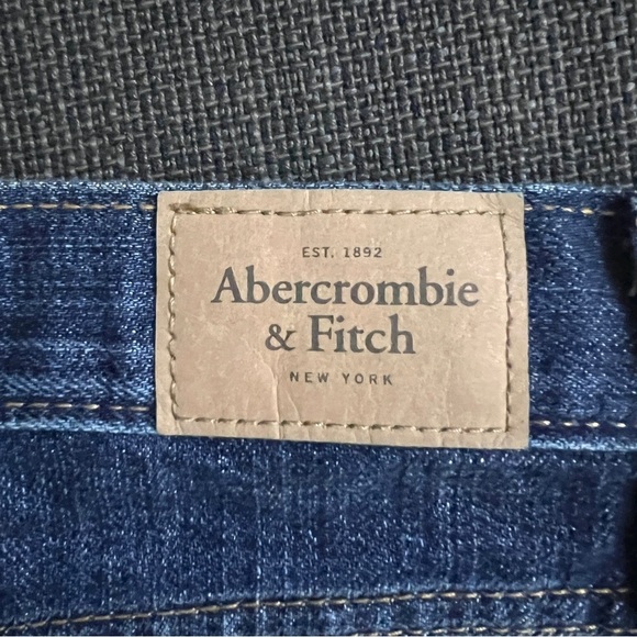 Abercrombie & Fitch Denim Cotton Shorts Frayed Size 25 EUC - Picture 5 of 8